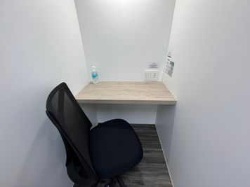 RemoteworkBOX 河西ビル店 No.6の室内の写真