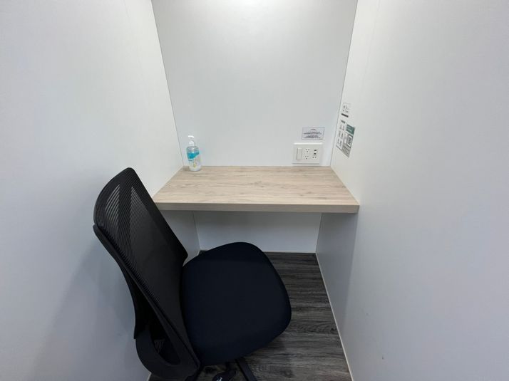 No.5 - RemoteworkBOX 河西ビル店