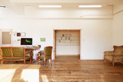 アンティークで出来た木製の数字オブジェもかわいいですね。 - 三軒茶屋go-studio 世田谷区で好立地のハウススタジオの室内の写真
