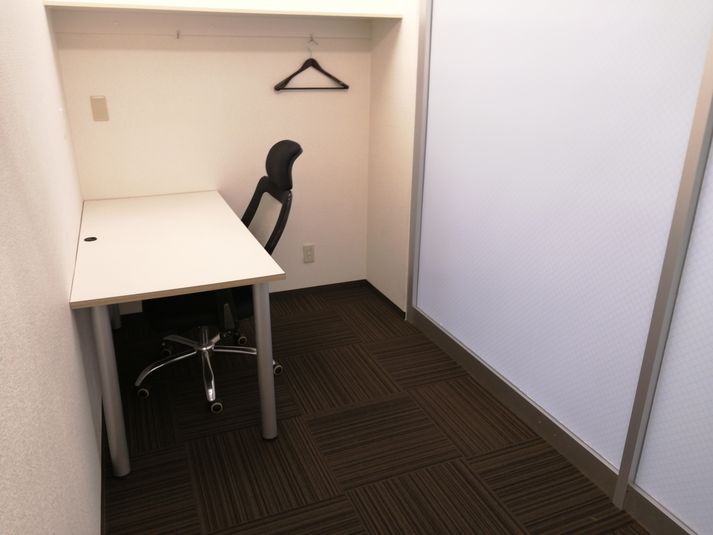 【堺東駅徒歩３分】半個室ワークスペースA・1～２名当日予約OK - コワーキングSP/レンタルスタジオ堺（東洋ビル）