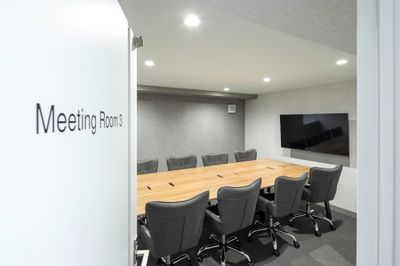 【志村坂上駅徒歩1分】1時間1,760円!モニター・ホワイトボード完備!8名用会議室(会議室3)※予約前は入室不可 - いいオフィス志村坂上