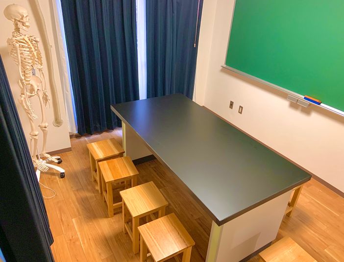 理科室みたいな多目的スペース＠渋谷 - レンタル理科室「Labo」