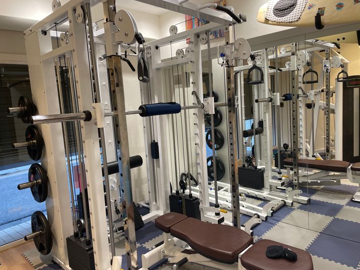 LUANA personal gym パーソナルトレーニング、レンタルジムスタジオの室内の写真