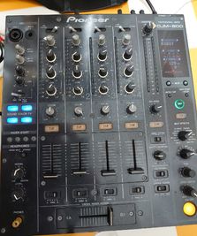 Pioneer DJM800 - EYERIS 秋葉原フォトスタジオ 多目的パーティスペースの設備の写真