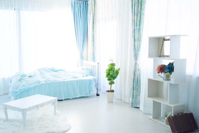 【グループフォトプラン】カメラマン撮影｜背景多数｜駅徒歩5分 - Studio ZIPPER（ジッパー）