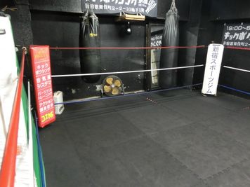 新宿スポーツジム レンタルスタジオ　キックボクシングジムの室内の写真