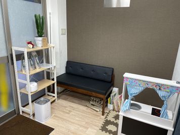 待合室兼キッズスペース - トラスト錦糸町治療院 個室型レンタルサロンの室内の写真