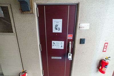 スタジオ HIKARI 渋谷 ダンススタジオ、ヨガスタジオ、演劇、撮影スタジオ、渋谷の入口の写真