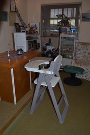 幼児椅子（食堂で使用） - 里海荘 ネイチャーフォトギャラリーの設備の写真