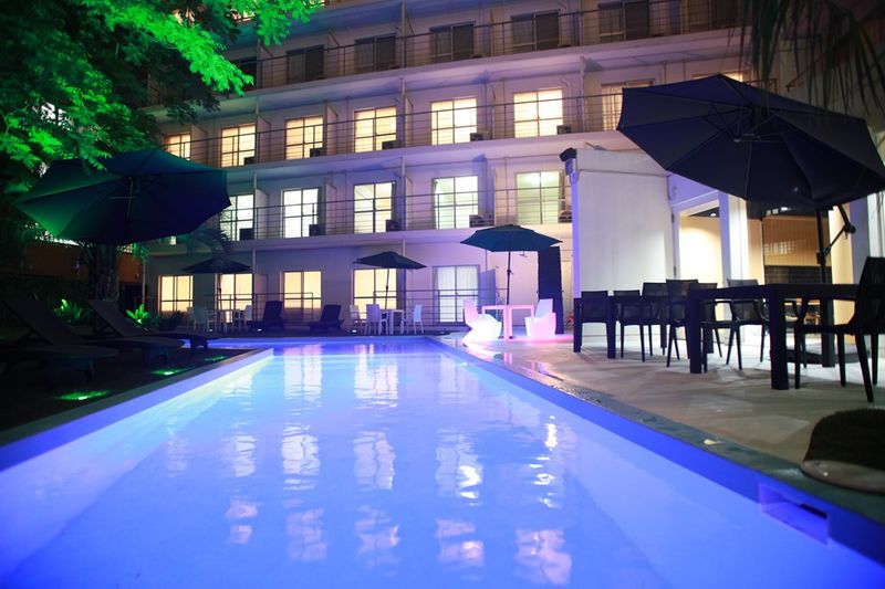 音響設備あり！パーティやイベントにぴったりなプール付きの中庭☆ - JAPANESQUE