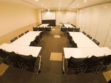 島型 - 【リロの会議室】コンフォート新宿 【リロの会議室】コンフォート新宿　RoomE+Fの室内の写真