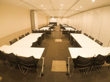 島型 - 【リロの会議室】コンフォート新宿 【リロの会議室】コンフォート新宿　RoomD+E+Fの室内の写真