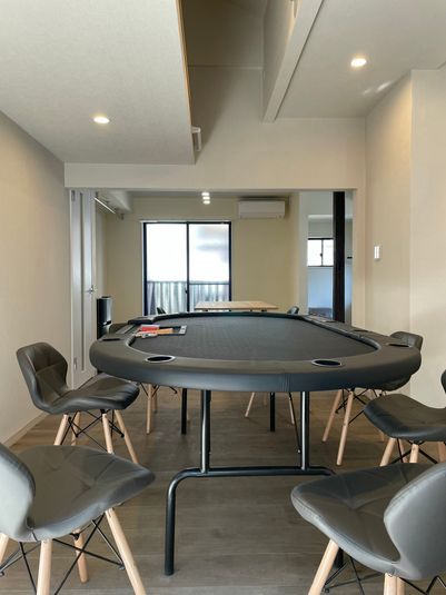 多機能スペース - ♠️ポーカー♥️庭付きリノベルーム♣️屋外BBQ可能♦️			