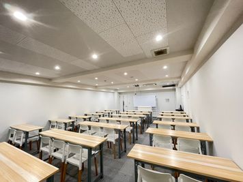 【明るく綺麗な会議室】 - 【閉店】TIME SHARING 市ヶ谷 八重洲市谷ビル 【閉店】八重洲市谷ビル8Cの室内の写真