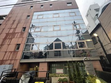 【外観】 - 【閉店】TIME SHARING 高田馬場 ホンダビル ルームDの外観の写真