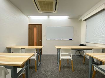 【完全個室なのでテレワークやWEB会議にもオススメ】 - 【閉店】TIME SHARING 高田馬場 ホンダビル VIP2の室内の写真