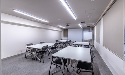 研修に★島型　4島　16名(4名がけ)
 - 銀座ユニーク貸会議室7丁目店 N403の室内の写真