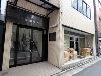 《RIVERLD神田》 【神田駅徒歩2分】最大32名/光回線Wifi/会議室/セミナーの外観の写真
