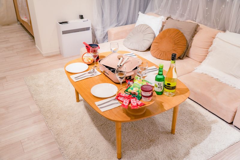 特大スクリーンでプチ映画館が体験できる♪ - Flower Room