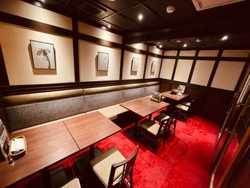 CANTONA CAFE & BAR 上野広小路徒歩1分🚃喫煙可能な個室会議室スペース🚬の室内の写真