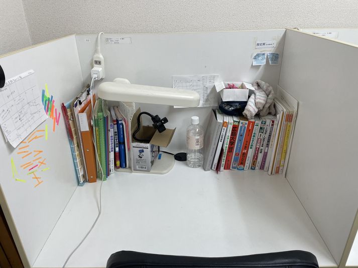 ２４時間３６５日利用できる自習室 - 合格自習室イーミックス　本八幡店