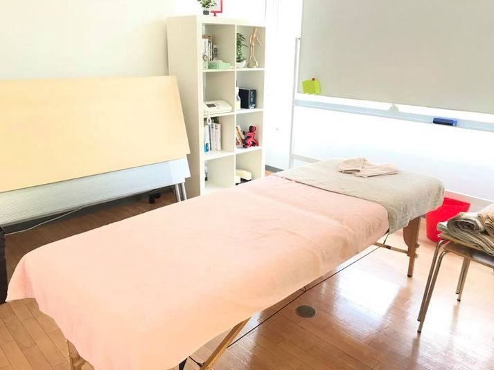 千葉コワーキングスペース201内の少人数向け個室会議室 - 千葉コワーキングスペース201内個室会議室