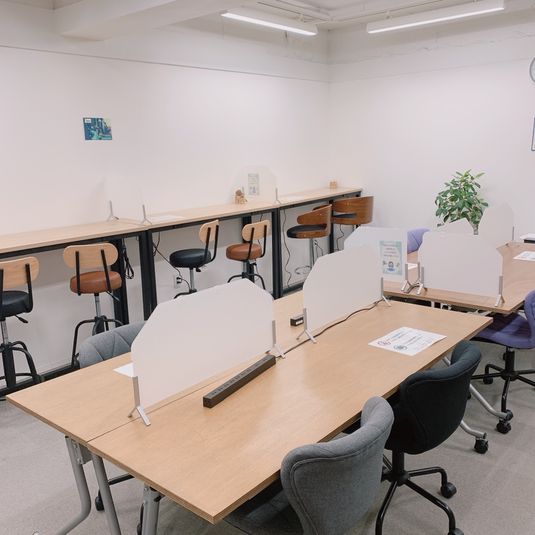 C室 - StartupSide Kyoto（旧オギャーズ御池）