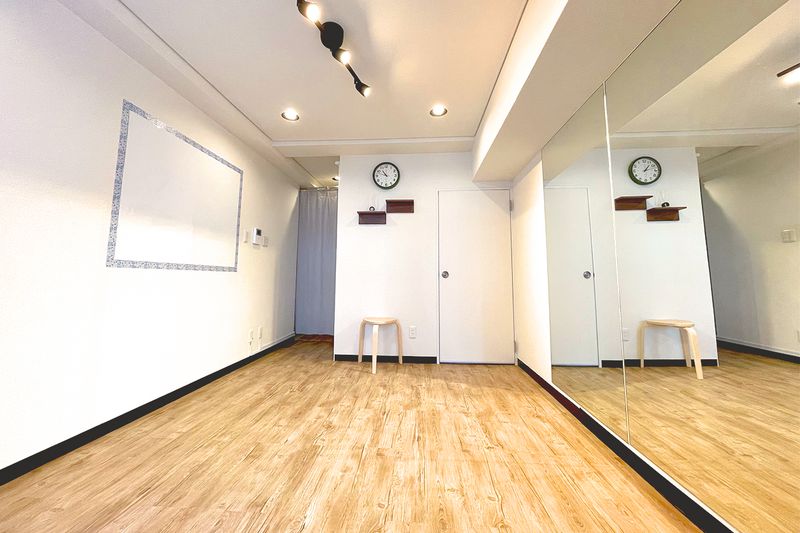 24時間営業◎綺麗な完全個室！多目的レンタルスペース！ - 東横スペースボックス　渋谷1号店