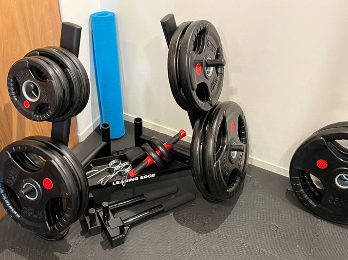 【地域最安値】JR難波駅徒歩2分のパーソナルトレーニングスペース - プライベートジムHighness