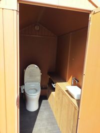 トイレは外に別にございます。 - sharesalon hanare サロンスペースの室内の写真