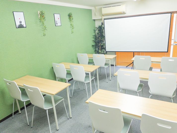 会議室ユアスマイルⅣ　西新宿 安くて綺麗で明るいスペース♪の室内の写真