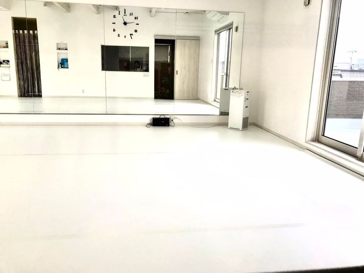 レンタルスタジオ 2F - ペティ・ダンススタジオ　2F