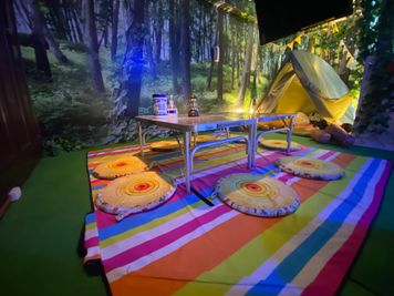 ⛺雨の日でもキャンプ・全天候型インドアキャンプ場⛺テントとワタシ 🏳‍🌈💓Girls Kiyanp　Party💓🏳‍🌈の室内の写真