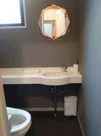 トイレのご利用もご自由にご使用下さい - トータルエステティックサロン【美方】 平日割引中★設備類完備☆完全個室サロン☆現在日・祝日は利用不可の室内の写真