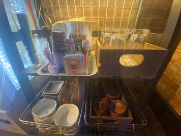 🍹70種類のドリンク飲み放題🍹京橋ハイボール・大人の秘密基地 🍺Girls-only drinking party🍺の設備の写真