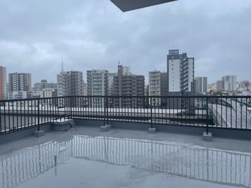 雨天無加工　iphone12で撮影 - 千住大橋屋上テラス 屋上撮影・ヨガ・ダンス・駅近の室内の写真