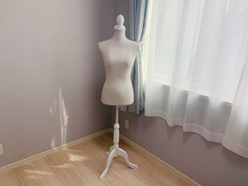 撮影などにもご利用いただけます - 貸会議室en.beaute 駅近完全個室ワーキングスペースroom Bの室内の写真