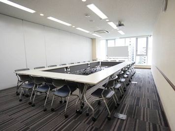 名古屋会議室 錦店 第3会議室（6階）【室料30%オフ】 の室内の写真