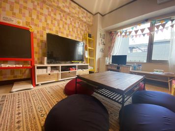 🦒ぴよたそkids🦒親子で楽しめる子供が主役のお部屋 N407🐼Girls Party plan🐼女子会パーティーの室内の写真