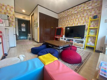 🦒ぴよたそkids🦒親子で楽しめる子供が主役のお部屋 N407🐼Girls Party plan🐼女子会パーティーの室内の写真