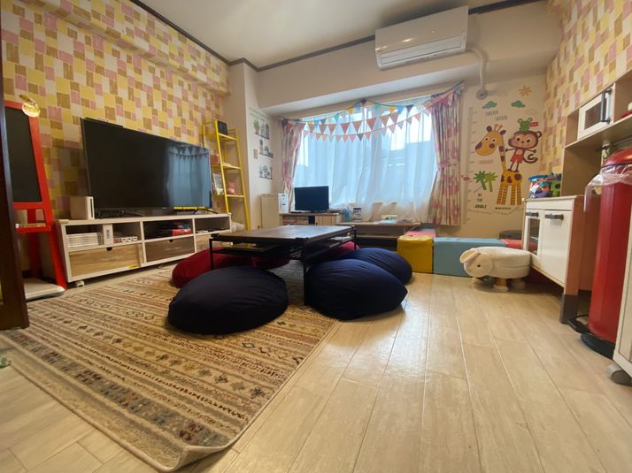 🦒ぴよたそkids🦒親子で楽しめる子供が主役のお部屋 N407🐼Girls Party plan🐼女子会パーティーの室内の写真