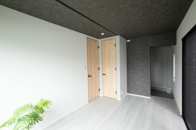 奥にキッチンがあります - BlanCo. 飲食店営業許可取得済★テラス付き路面スペース【カフェプラン】の室内の写真