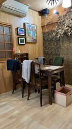 カフェ御結（おむすび） 【飲食持ち込み可能！】隠れ家感ある個室　WIFI高速の室内の写真