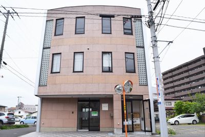 外観 - コワーキングスペース 【ひと'sCrew(ヒトヅクルー)】 貸し会議室の外観の写真