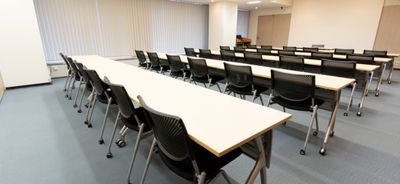 コンファレンススクエア エムプラス ミドル2　10階の室内の写真