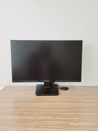 大きな画面で作業できます。 - ビステーション新横浜 【モニター付個室】個室ドロップイン ２の設備の写真