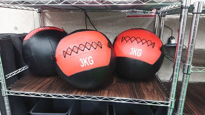 メディスンボール - アルカビル Sinwa Training Gym（真和トレーニングジム）の設備の写真