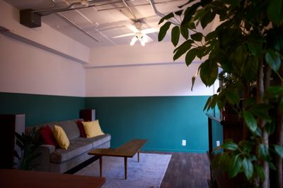 流行とKawaiiが集まる観光スポット🥳✨このスペースで新たなアイデアを生み出し🎉素晴らしい時間を過ごしてください🍖 - 原宿のレンタルスペースHours(アワーズ）