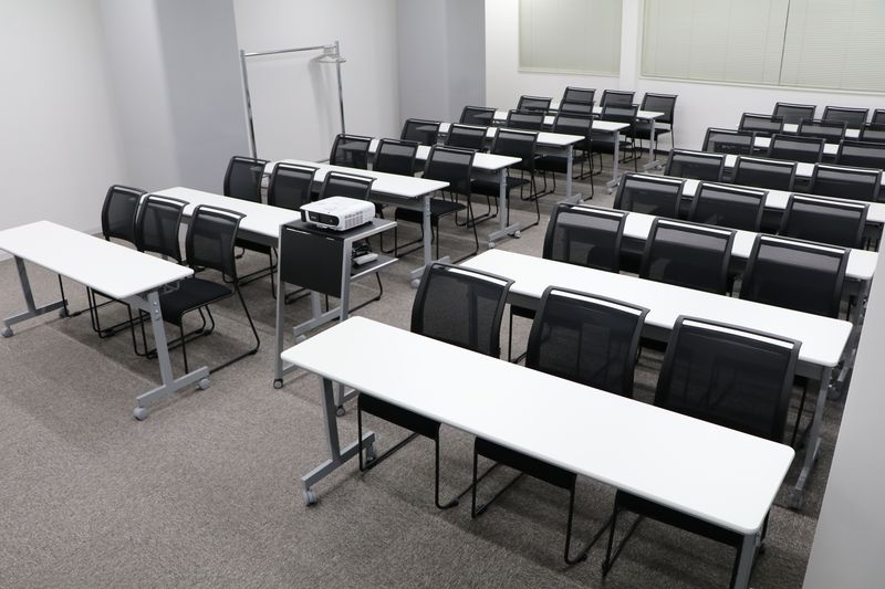 【閉店】43名着席「会議室A」 - 【閉店】TIME SHARING 平和島