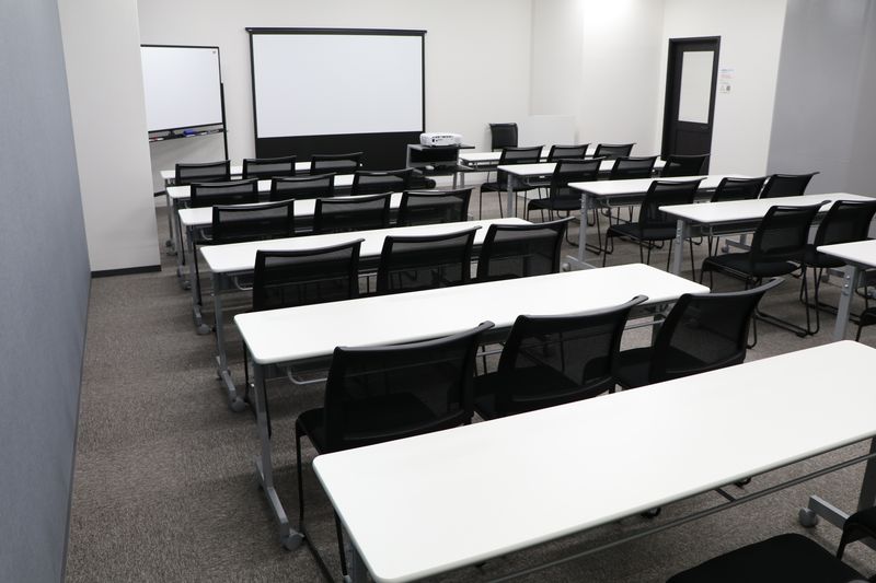 【閉店】43名着席「会議室A」 - 【閉店】TIME SHARING 平和島